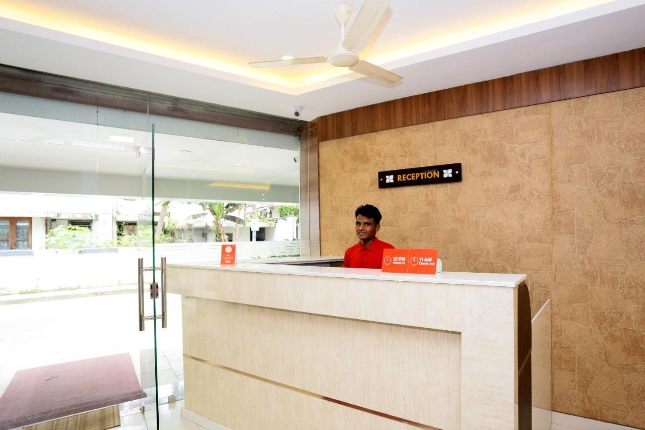 Capital O 61059 Green Life Hotel Kochi Luaran gambar