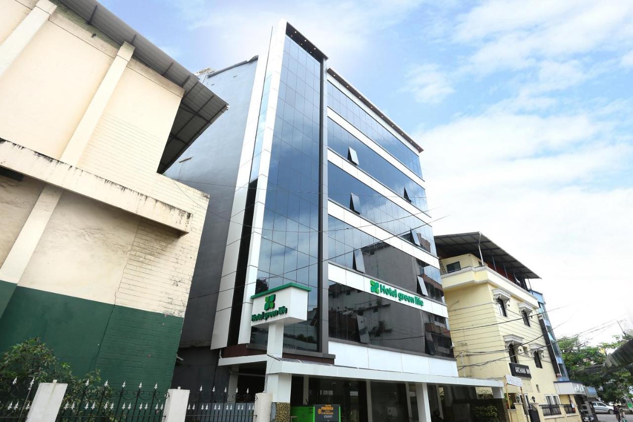 Capital O 61059 Green Life Hotel Kochi Luaran gambar